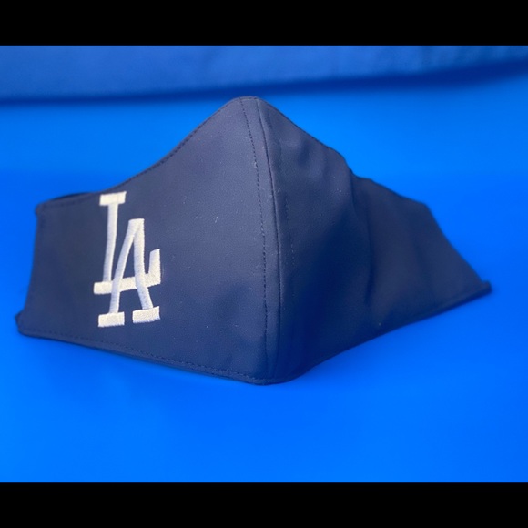 Face mask - Picture 3 of 3